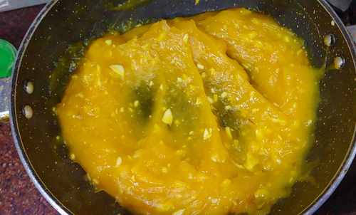 Custard halwa becomes transparent